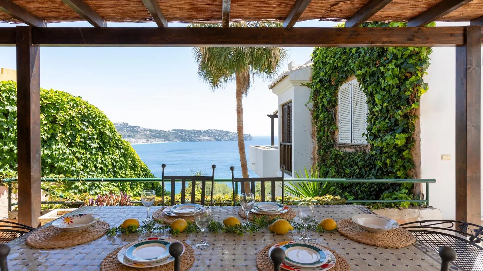 Todimer Luxury Villa Herradura 阿尔姆尼卡
