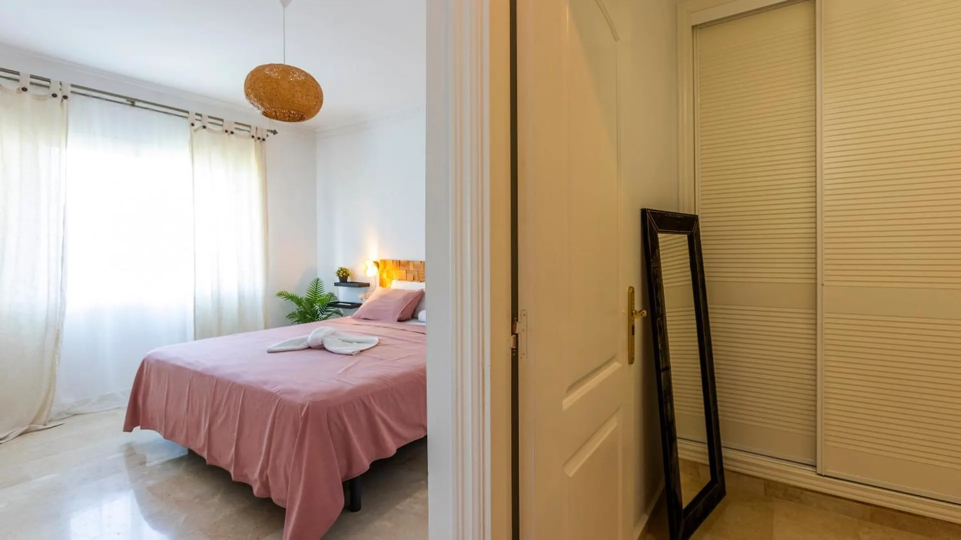 Todimer Luxury Villa Herradura 阿尔姆尼卡